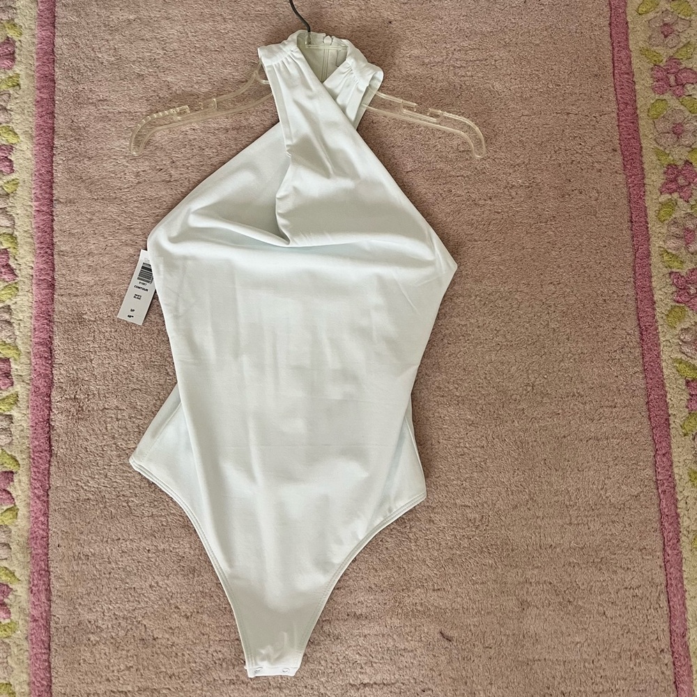 Babaton contour keyhole halter bodysuit
